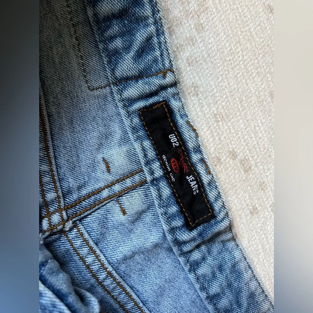 Jeans - Picture 10 of 14